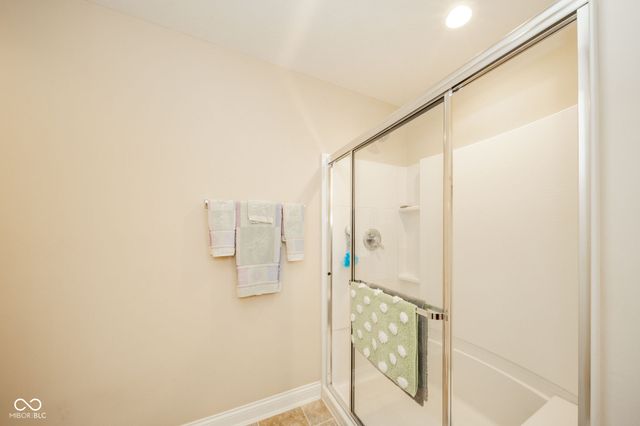 541 Greenwood Trace Drive, Whiteland, IN 46184