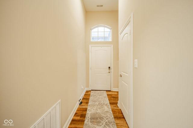 541 Greenwood Trace Drive, Whiteland, IN 46184