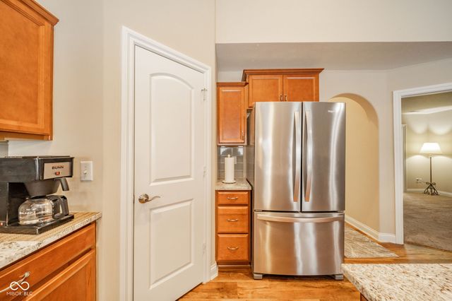 541 Greenwood Trace Drive, Whiteland, IN 46184