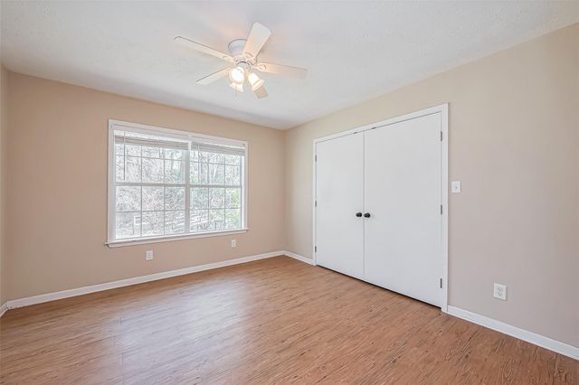 14 Veronica Lane, Huntsville, TX 77340