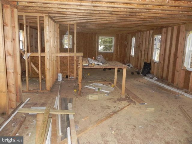 4605 BURLINGTON RD, Hyattsville, MD 20781