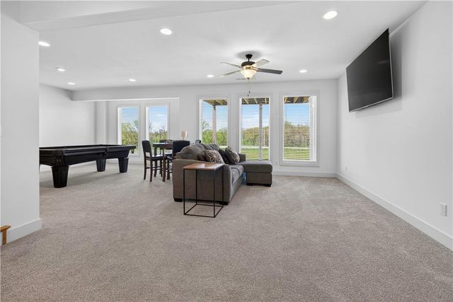 8808 N Clarion Avenue, Kansas City, MO 64153