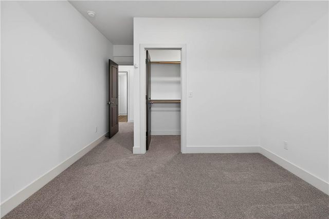 8808 N Clarion Avenue, Kansas City, MO 64153