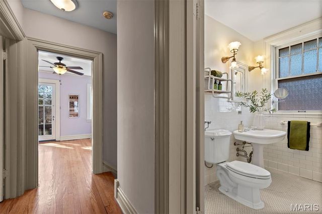 7721 Country Club Court, Clayton, MO 63105