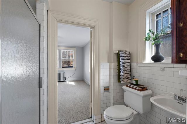 7721 Country Club Court, Clayton, MO 63105