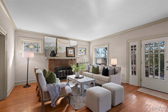 7721 Country Club Court, Clayton, MO 63105