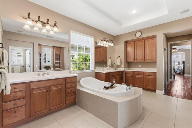 715 ISLEBAY DRIVE, Apollo Beach, FL 33572