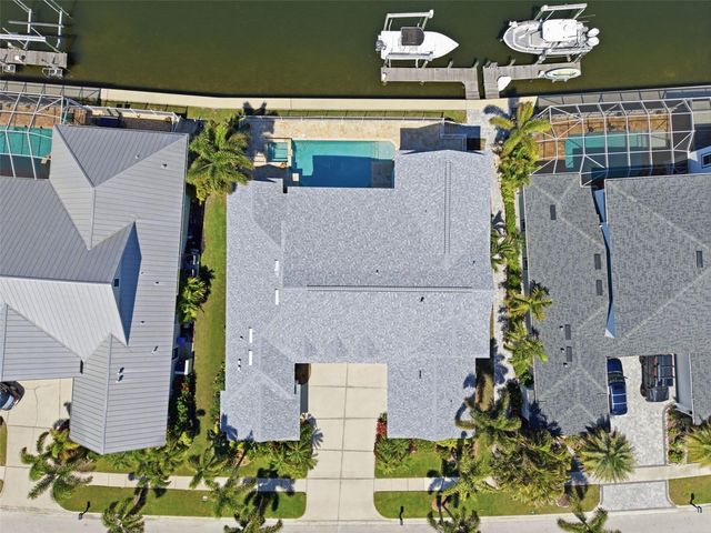 715 ISLEBAY DRIVE, Apollo Beach, FL 33572