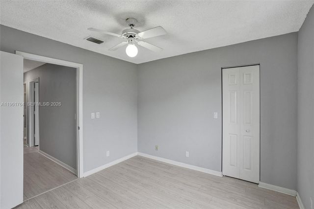 2641 W Gately Dr W 1002, West Palm Beach, FL 33415