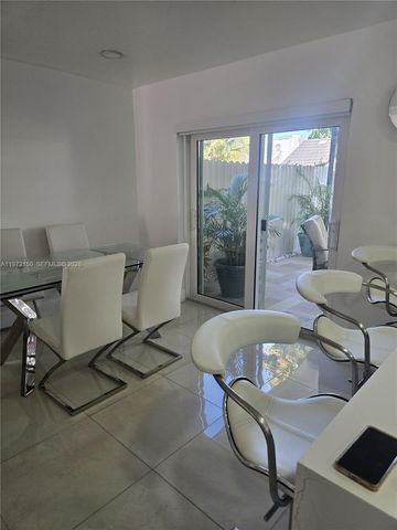 1067 W 37th St, Hialeah, FL 33012