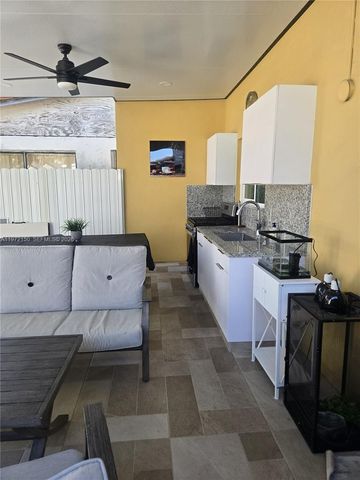 1067 W 37th St, Hialeah, FL 33012