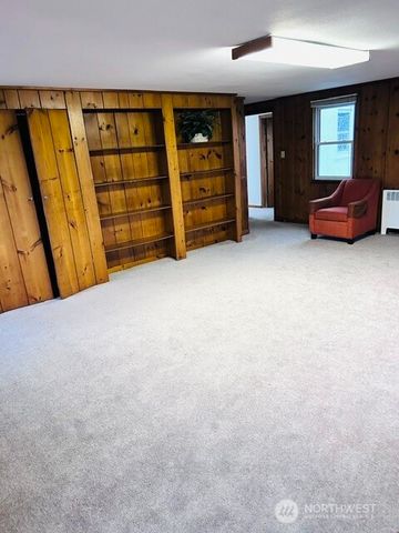 304 Emerson Avenue, Hoquiam, WA 98550