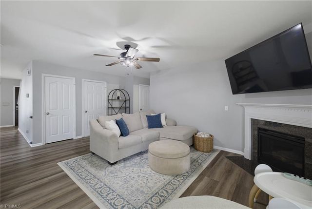 431 Hancock Drive, Kernersville, NC 27284