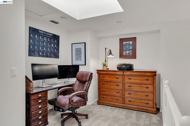 690 Glasgow Cir, Danville, CA 94526