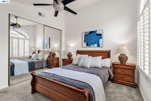 690 Glasgow Cir, Danville, CA 94526