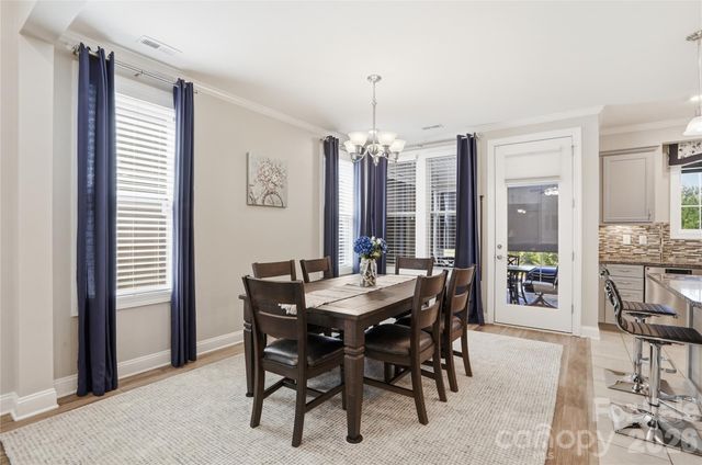 7111 Overjoyed Crossing, Charlotte, NC 28215