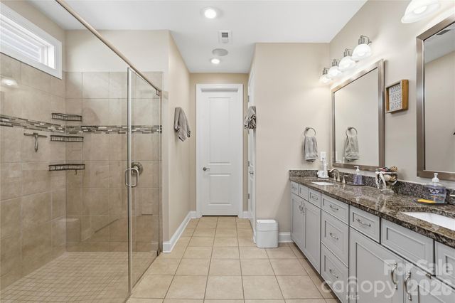 7111 Overjoyed Crossing, Charlotte, NC 28215