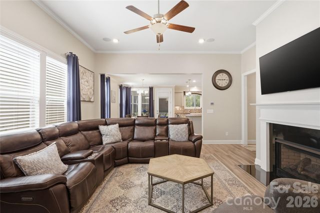7111 Overjoyed Crossing, Charlotte, NC 28215