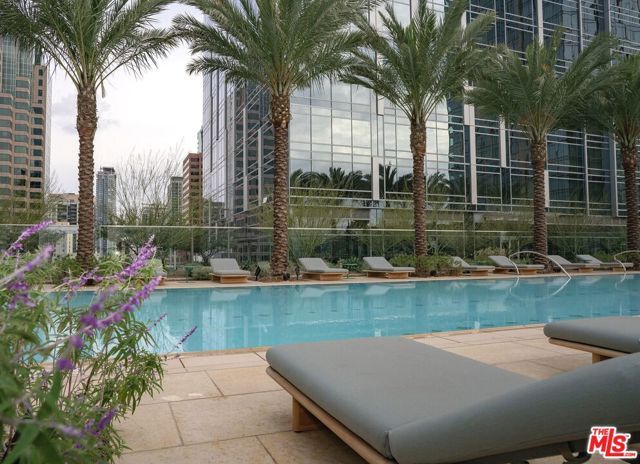 877 Francisco Street 1002, Los Angeles, CA 90017