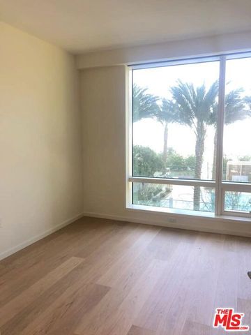 877 Francisco Street 1002, Los Angeles, CA 90017