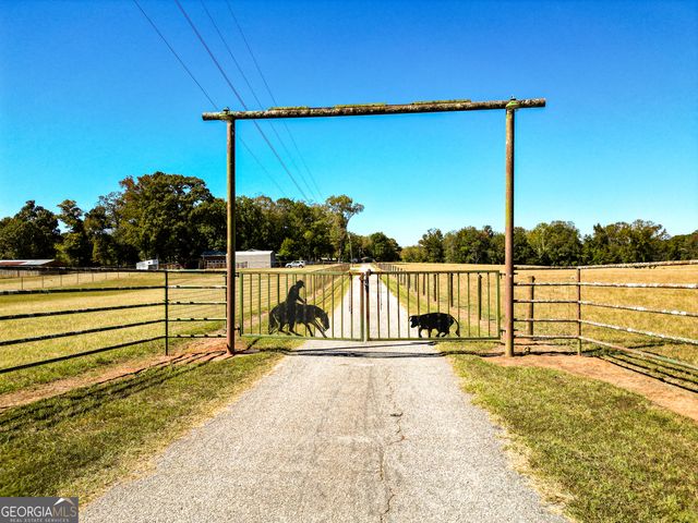 186 Beech Springs Road, Pine Mountain, GA 31822