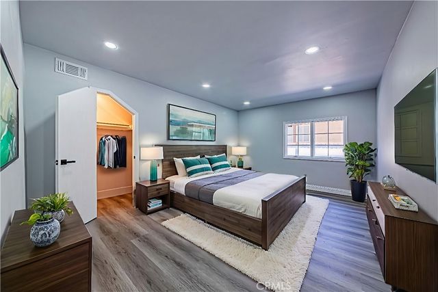 5334 Victoria Ave, Los Angeles, CA 90043