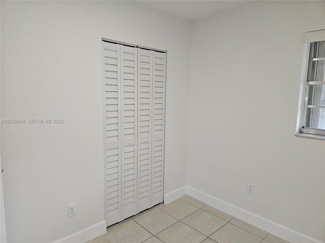 11071 NW 7th St 104-15, Miami, FL 33172