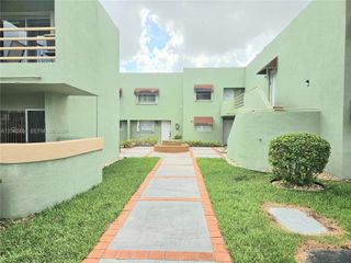 11071 NW 7th St 104-15, Miami, FL 33172