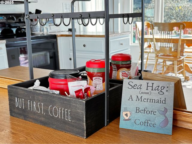 19921 WHALESHEAD Rd T 1, Brookings, OR 97415