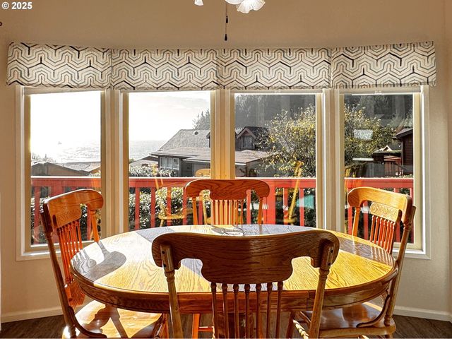 19921 WHALESHEAD Rd T 1, Brookings, OR 97415