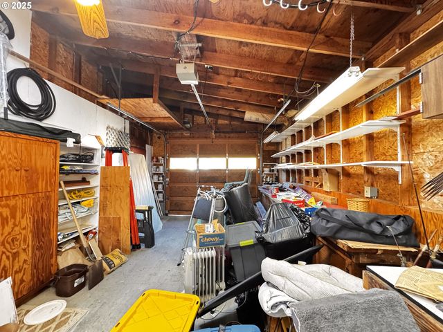 19921 WHALESHEAD Rd T 1, Brookings, OR 97415