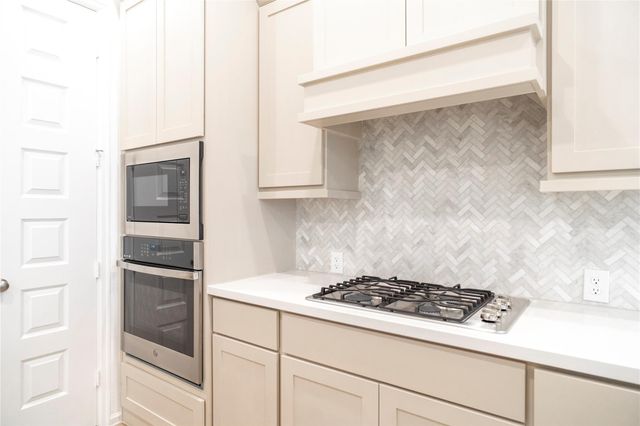 31410 Golden Cliffs Lane, Fulshear, TX 77441