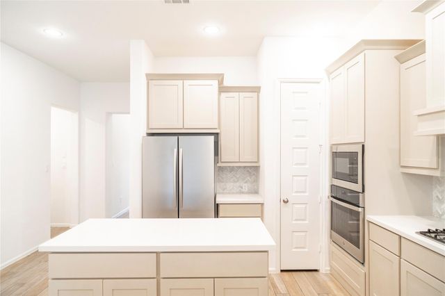 31410 Golden Cliffs Lane, Fulshear, TX 77441