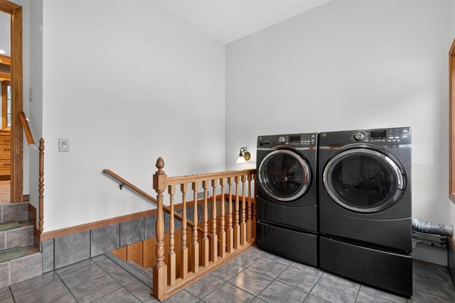1139 Madison Street, Cedar Falls, IA 50613