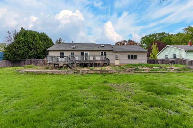 1139 Madison Street, Cedar Falls, IA 50613