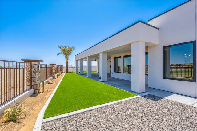 2446 E La Mancha, Fort Mohave, AZ 86426