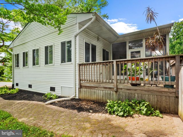 130 SOUTHDOWN RD, Edgewater, MD 21037