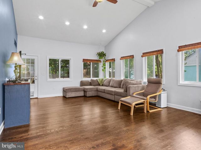 130 SOUTHDOWN RD, Edgewater, MD 21037
