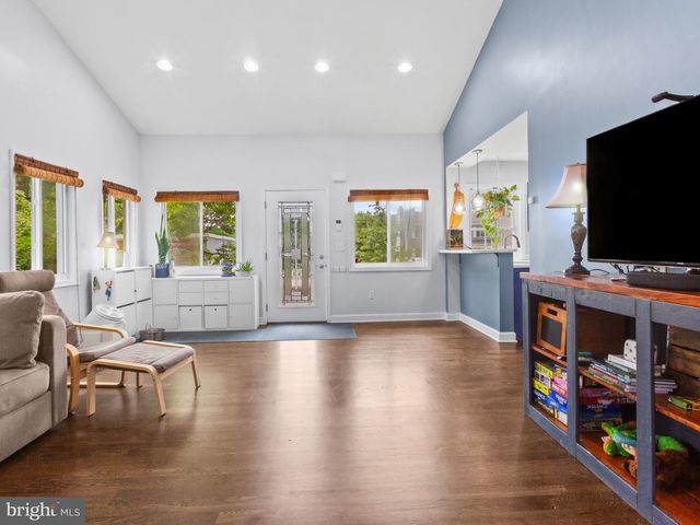 130 SOUTHDOWN RD, Edgewater, MD 21037