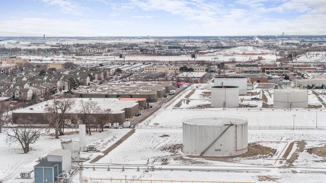 1980 S. Carboy Road, Mount Prospect, IL 60056