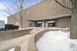 1980 S. Carboy Road, Mount Prospect, IL 60056