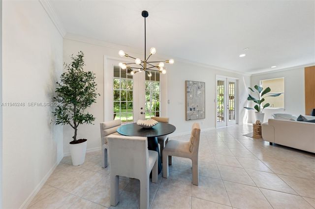 19421 Stonebrook St, Weston, FL 33332