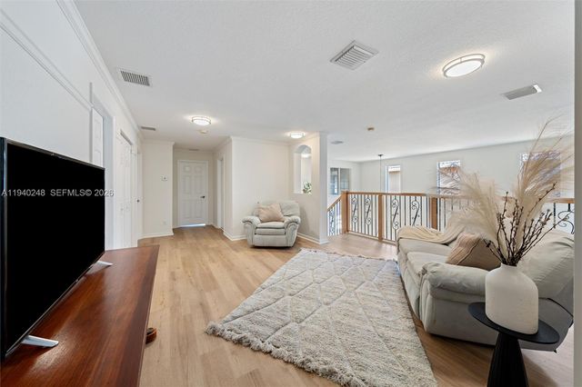 19421 Stonebrook St, Weston, FL 33332