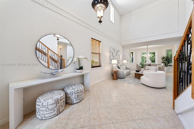 19421 Stonebrook St, Weston, FL 33332