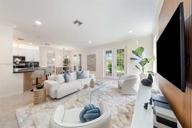 19421 Stonebrook St, Weston, FL 33332