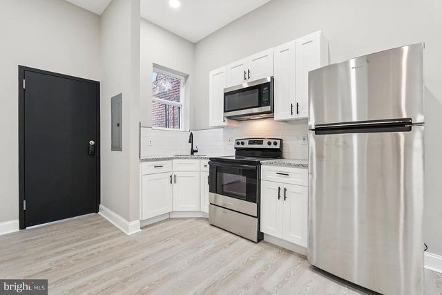 916 N ARLINGTON AVENUE #3, Baltimore, MD 21217