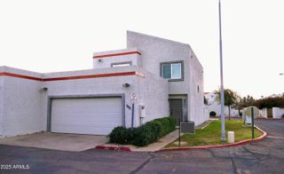 9238 N 47th Drive N, Glendale, AZ 85302