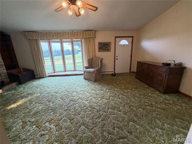 15 Quarry Road, Troy, MO 63379