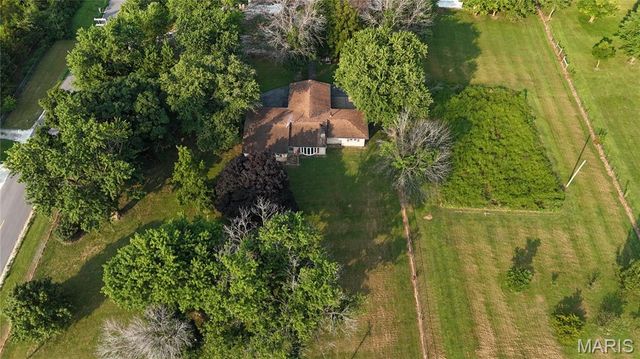 15 Quarry Road, Troy, MO 63379