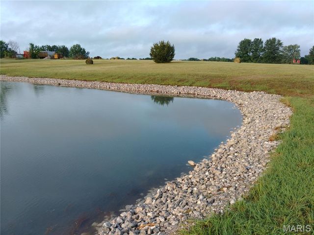 15 Quarry Road, Troy, MO 63379